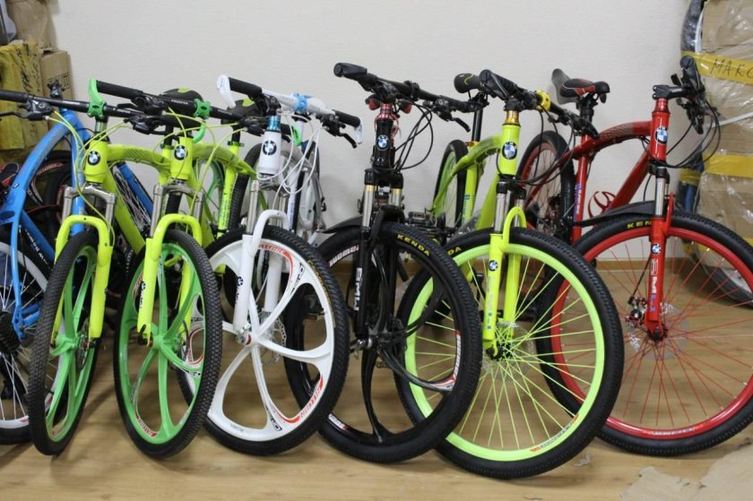 Велосипеды в ассортименте