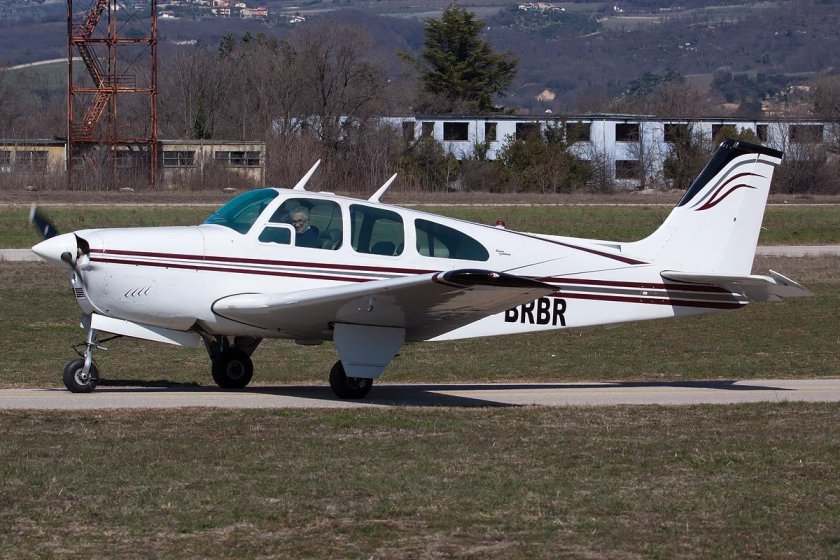 Beechcraft b33 Debonair