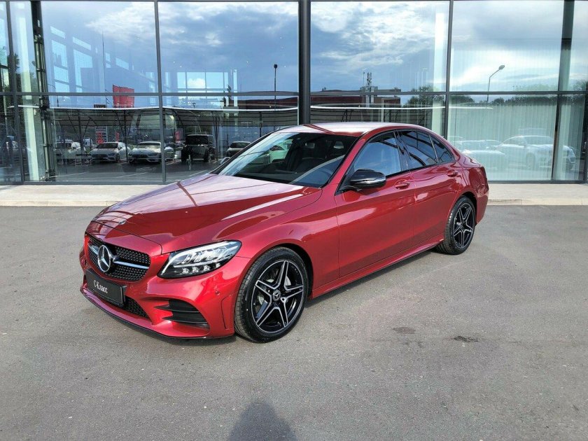 Мерседес с 180 красный