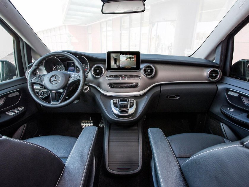 Mercedes Benz v class 2015
