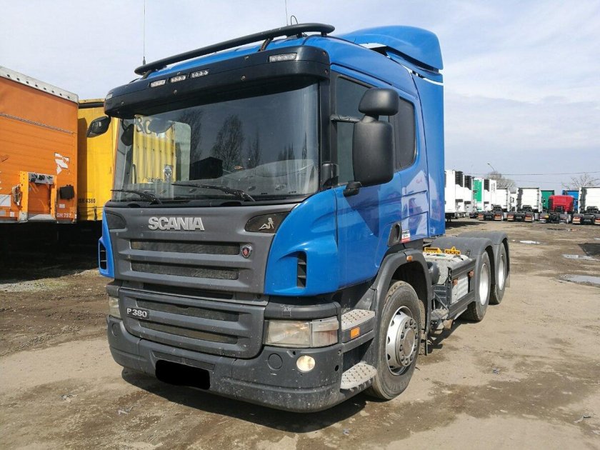 Scania p380 6x4 тягач