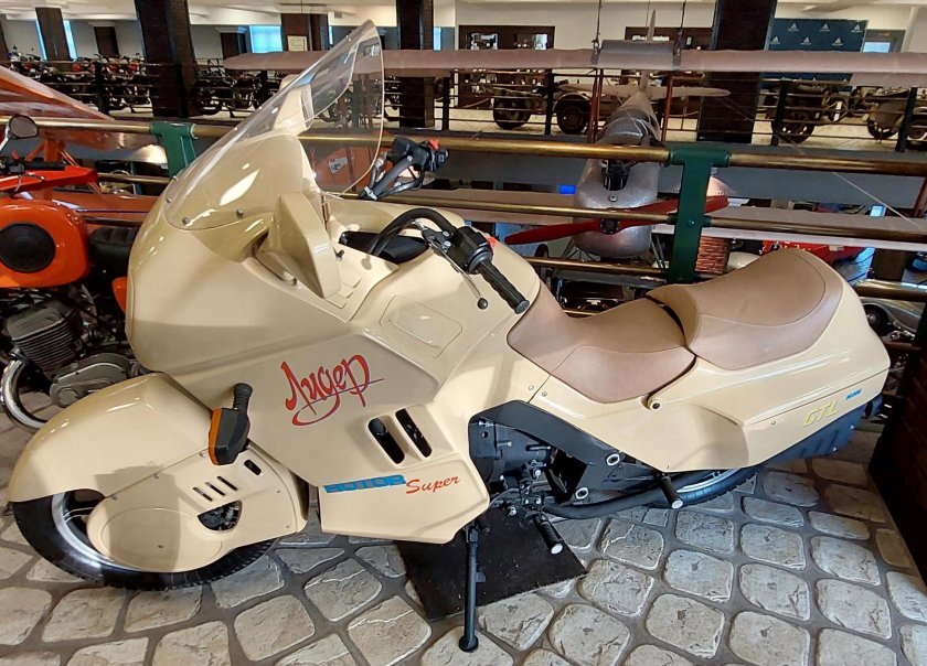 Мотоцикл ИЖ Лидер