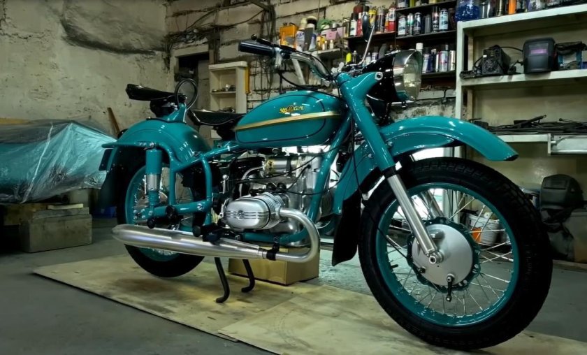 Мотоцикл Урал м 73