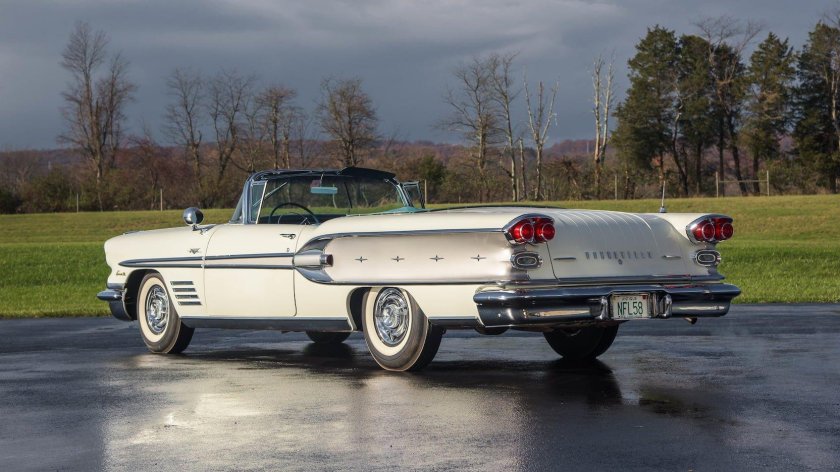 Понтиак Бонневиль