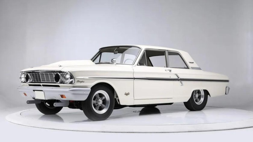 Ford_Fairlane_Thunderbolt_1964