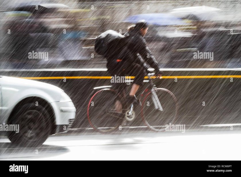 Фото размытие в движении на велосипеде