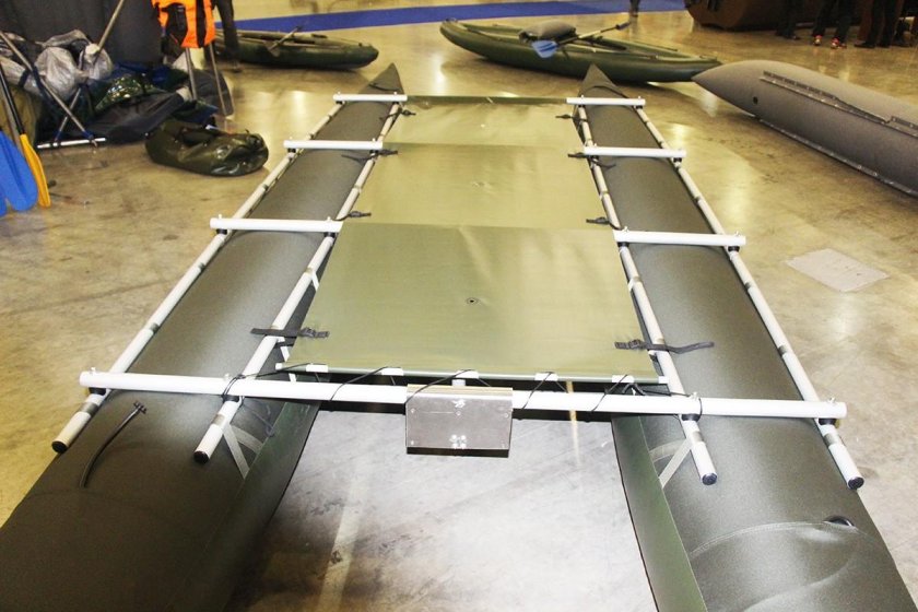 Катамаран экспедиционный "Таймыр 500"