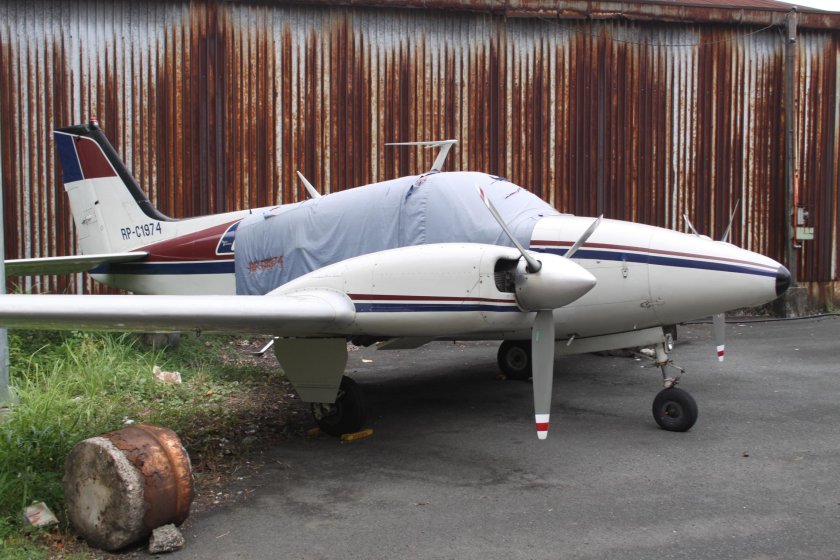 Бичкрафт Барон 55