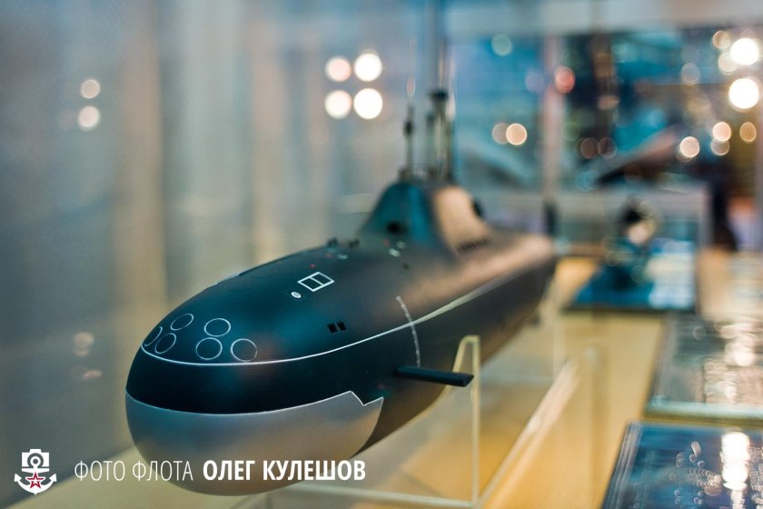 Подводная лодка к 705к Лира