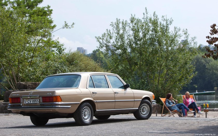 Mercedes Benz w116 450 sel