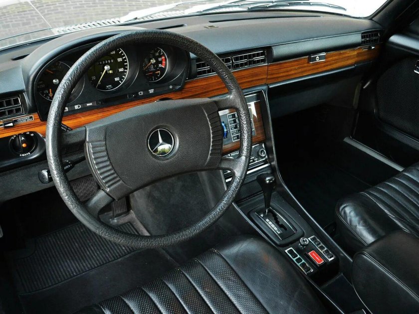 Мерседес 450 w116