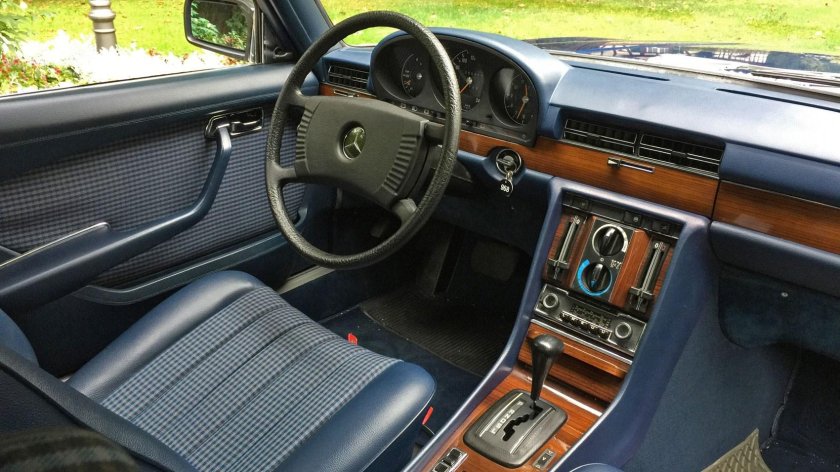 Mercedes s class w116