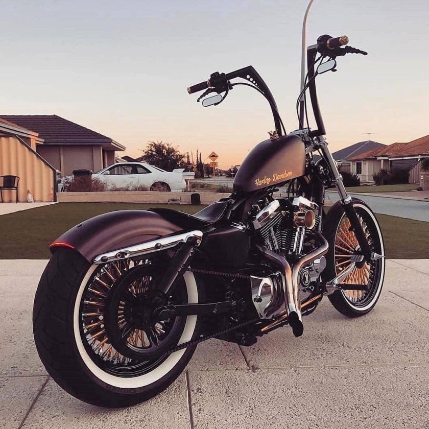 Harley Davidson боббер