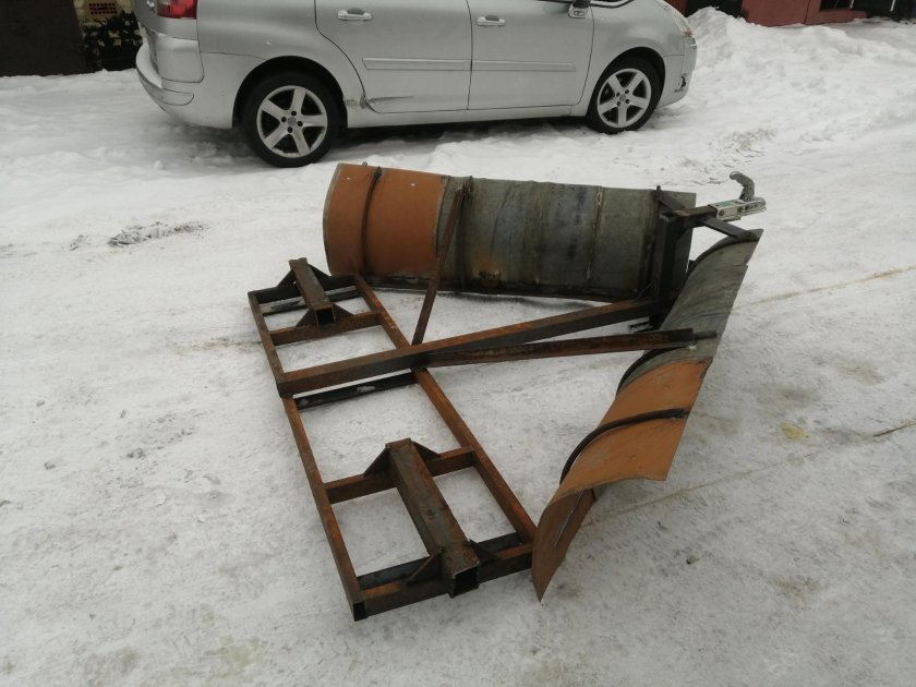 Очистка снега Нива