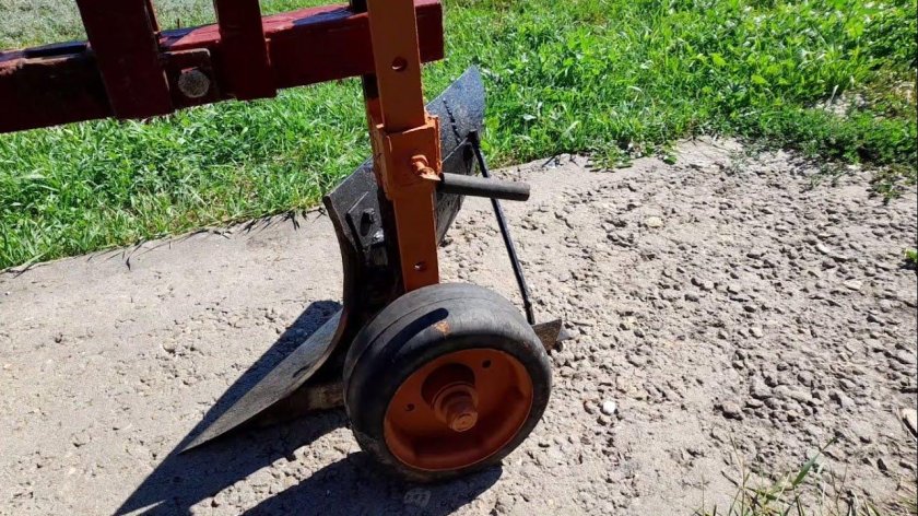 Опорное колесо для плуга мотоблока Нева МБ-2