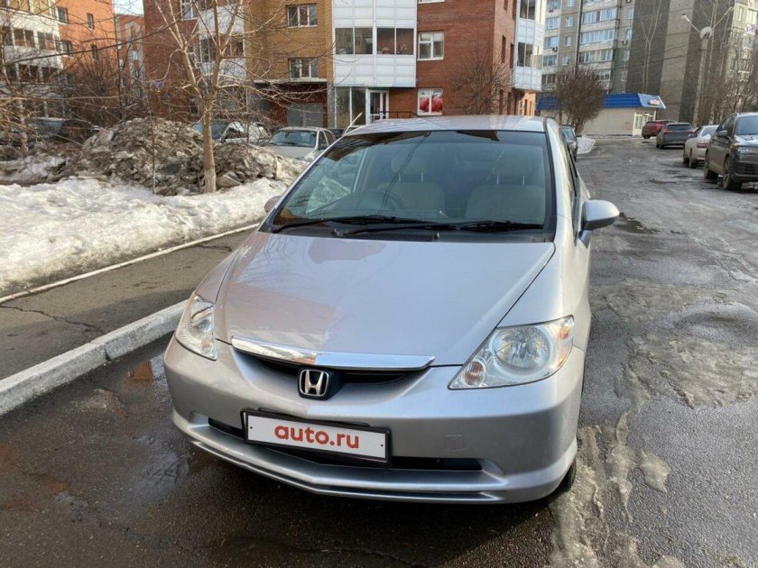 Honda Fit Aria 2005