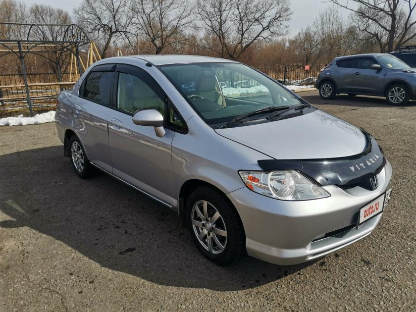 Хонда фит Ария 2002