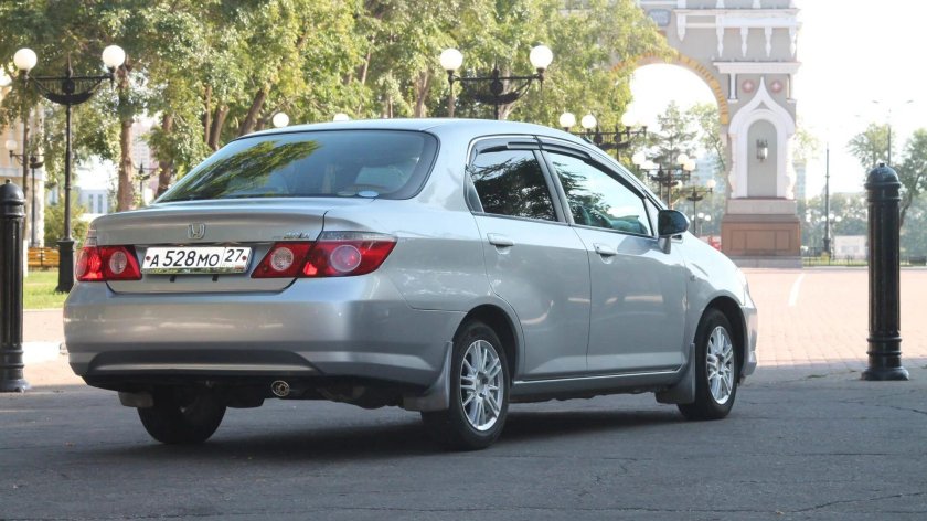 Машина фит Ария