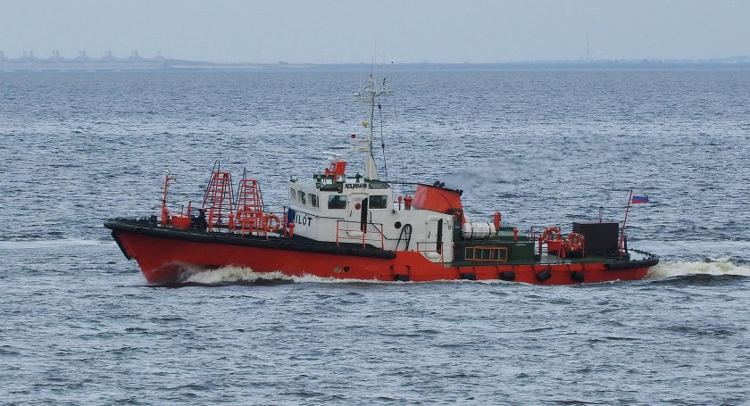 Лоцманский катер проект 1459