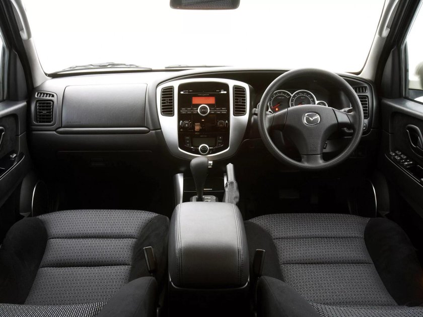 Мазда трибьют 2006