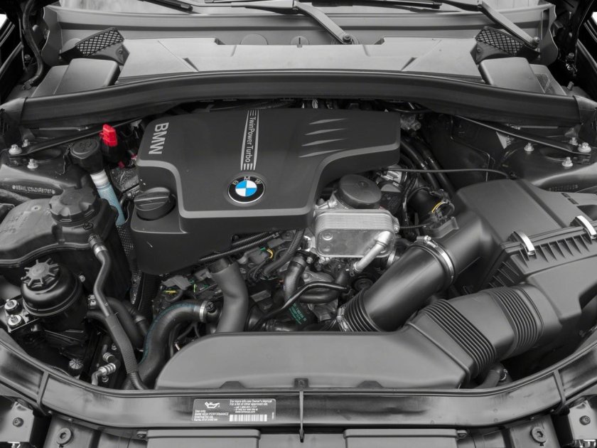 БМВ x1 двигатель