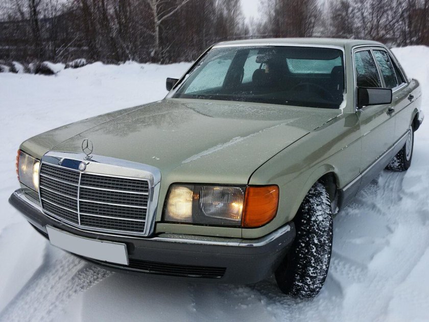 Мерседес 126 зеленый