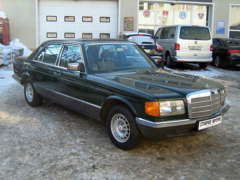 Мерседес 126 зеленый