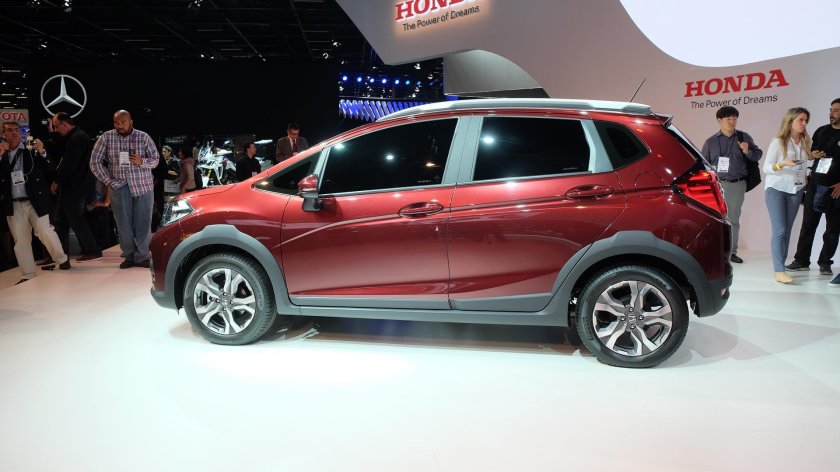 Honda кроссовер компактный WR-V
