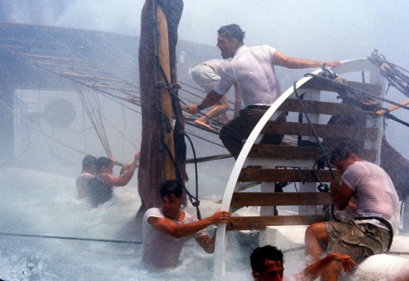 Белый шквал фильм 1996