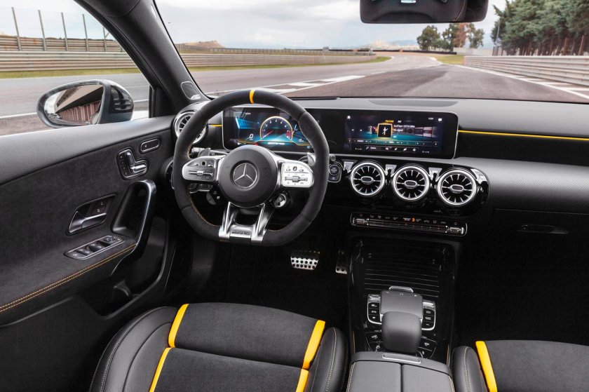 Mercedes a45 AMG салон