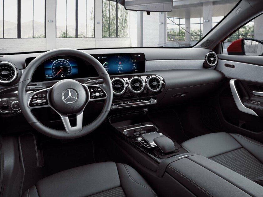 Mercedes CLA 2021 салон