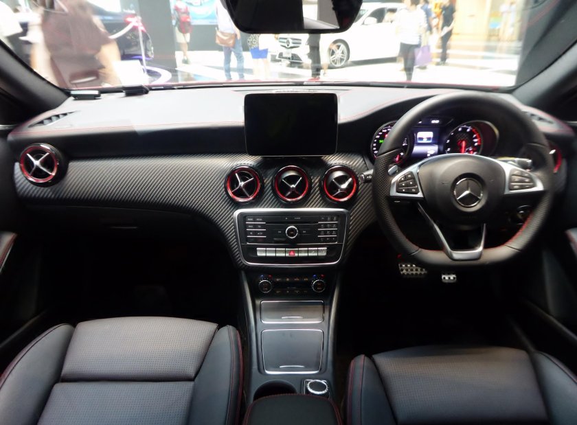 С180 2011 салон