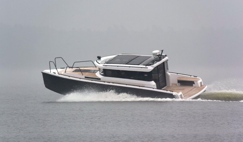 Катер XO 270 RS Cabin