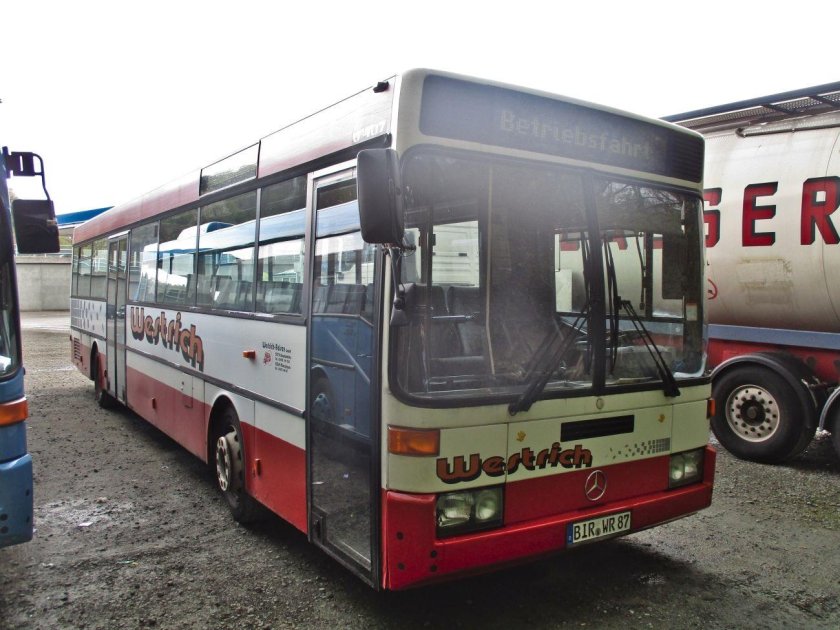 Автобус Мерседес