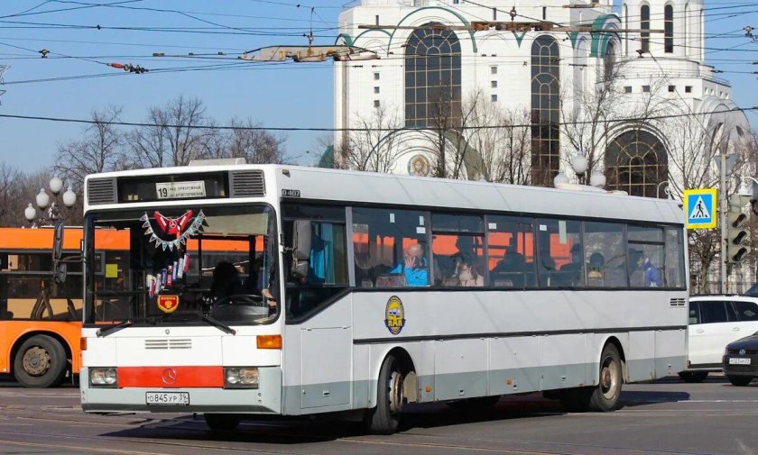 Автобус Мерседес Бенц Калининград