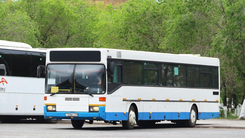 Мерседес Бенц 407д