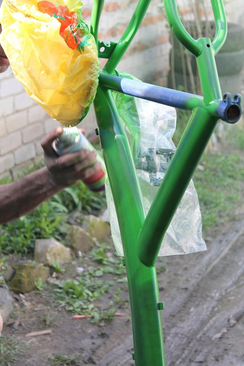 Покраска велосипеда баллончиком