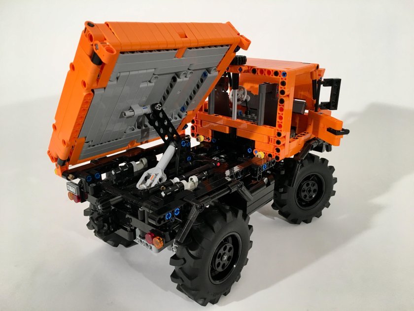 LEGO Technic Unimog
