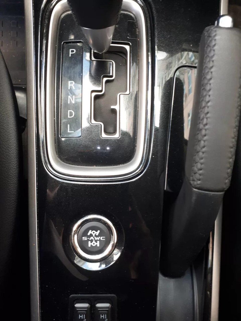 Кнопки Митсубиси Аутлендер 3