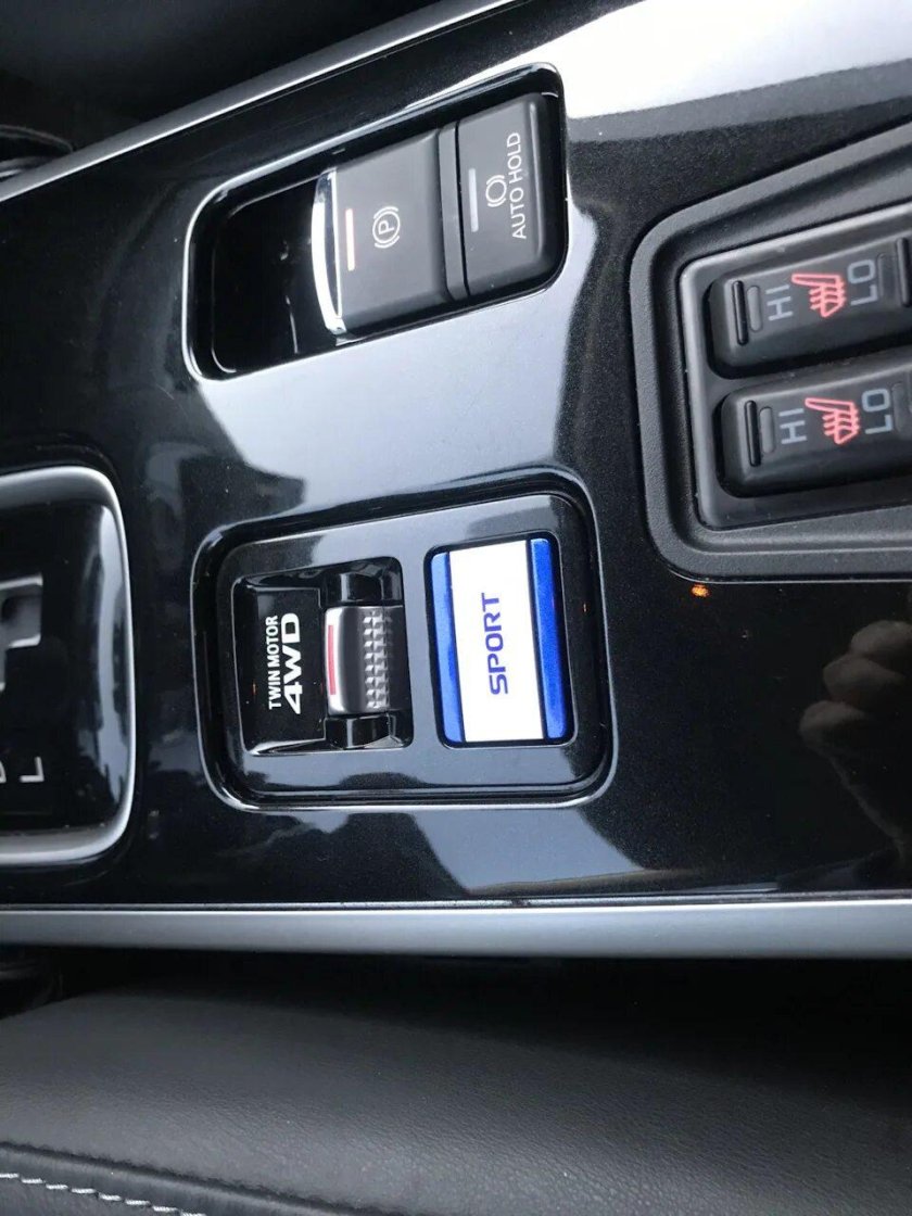 Кнопки Mitsubishi Outlander 3