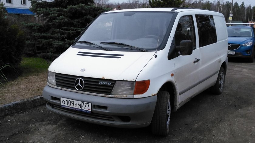 Мерседес Vito 1998