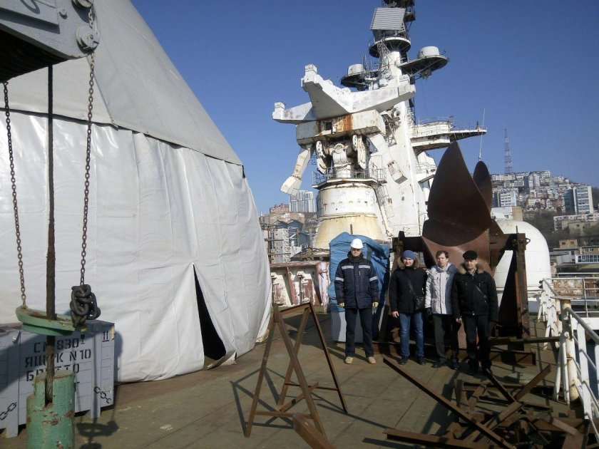 Корабль Крылов во Владивостоке