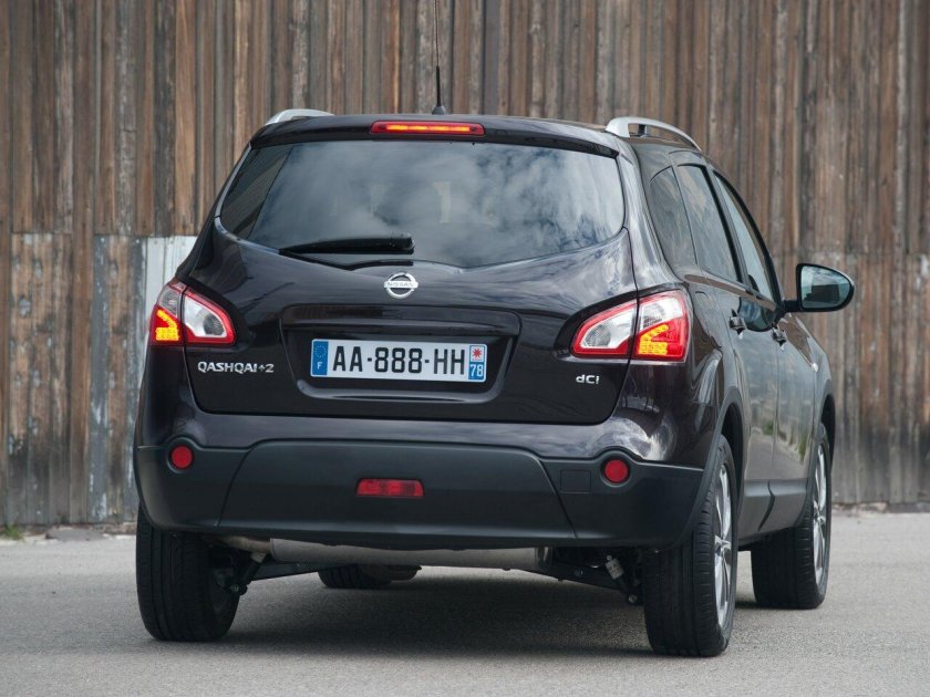 Nissan Qashqai+2, 2010