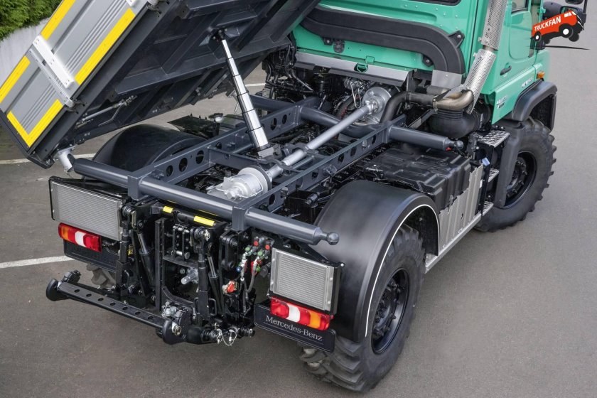 Мерседес Унимог u500