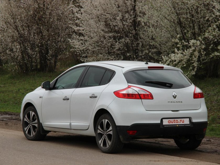 Рено Меган 3 хэтчбек