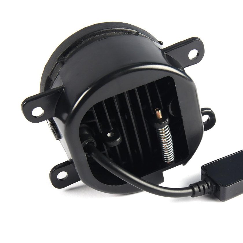 Фара противотуманная светодиодная Ларгус Дальний Ближний