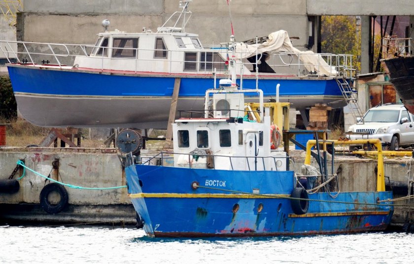 Катер бот БПМ 74м