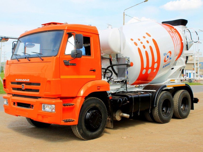 Автобетоносмеситель 58147