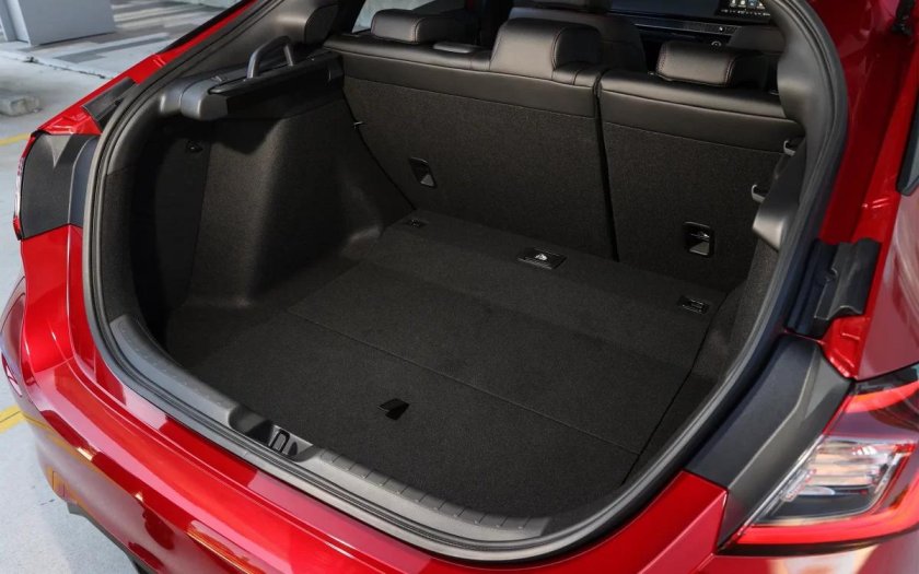 Хонда Цивик хэтчбек багажник