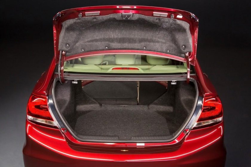 Honda Civic 9 седан багажник